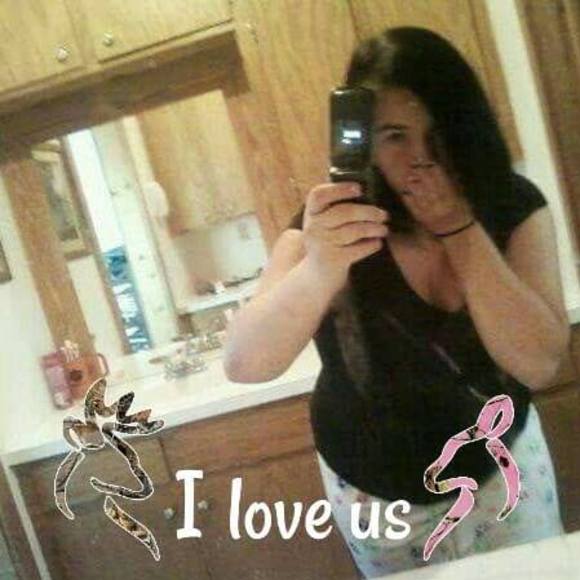 Meet your Posher, Chasity - Picture 1 of 1